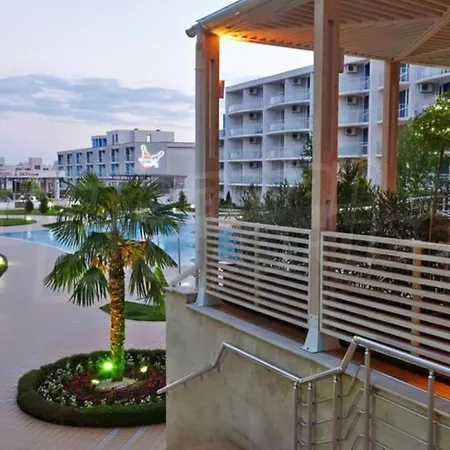 Atlantis Sea View מלון דירות